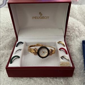 Woman’s interchangeable face watch